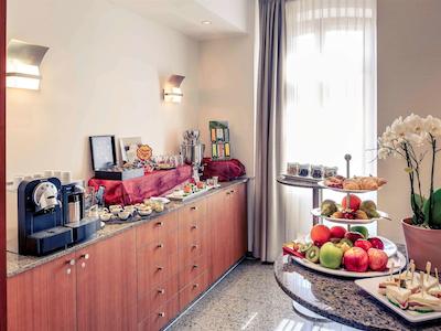 مرکور هتل مونچن آیرپرت فریسینگ