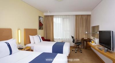 هالیدی این اکسپرس بیجینگ تمپل آو هیون