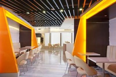 هالیدی این اکسپرس بیجینگ تمپل آو هیون