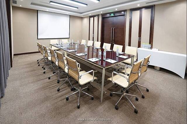 هالیدی این اکسپرس بیجینگ تمپل آو هیون