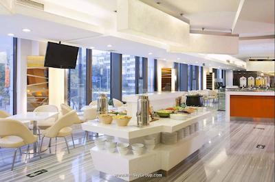 هالیدی این اکسپرس بیجینگ تمپل آو هیون