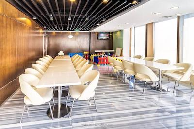 هالیدی این اکسپرس بیجینگ تمپل آو هیون