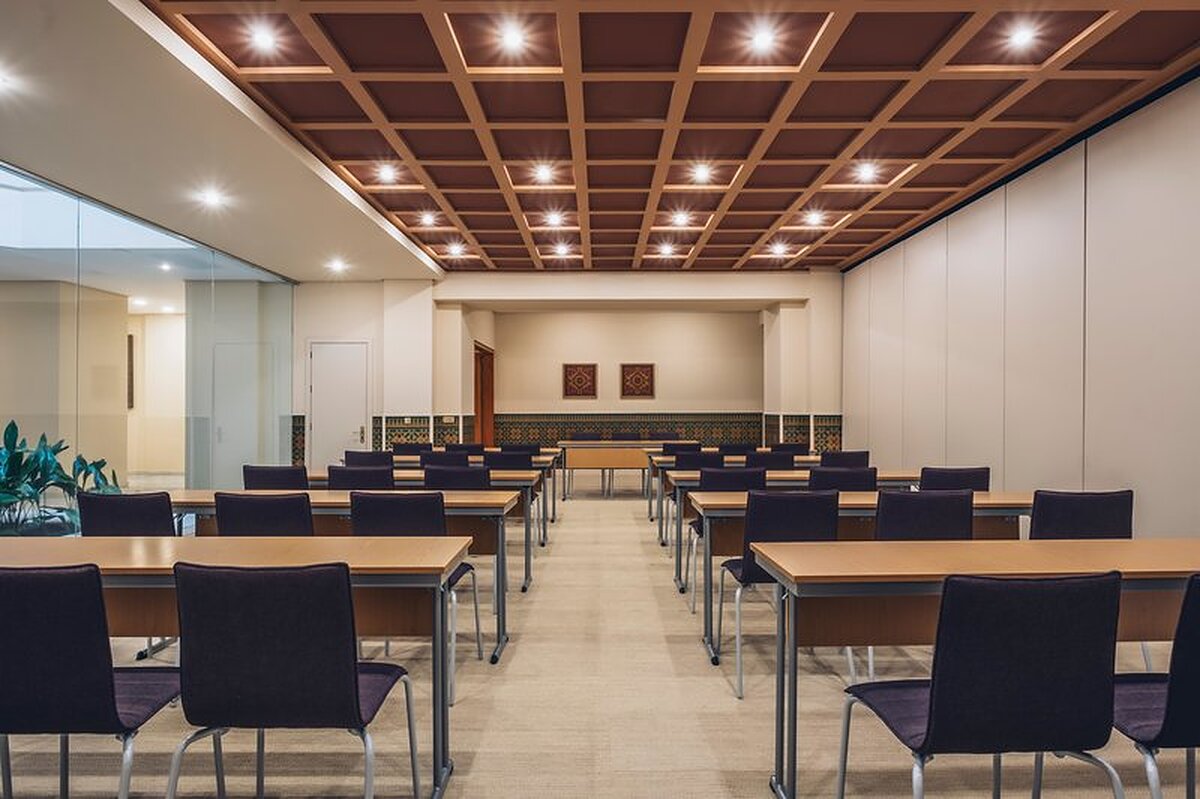 ایبرستار ماربلا کرال بیچ