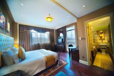 هنگشان پیکاردی هتل