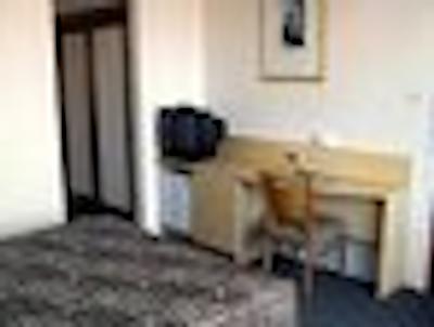 هبارت میدسیتی هتل