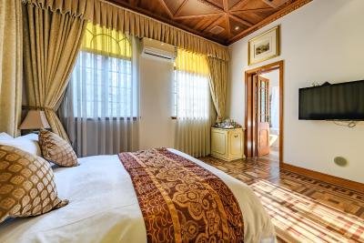 هنگشان مولر ویلا