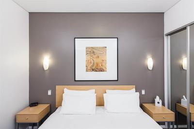 ماجستیک اُاسیز اپارتمنتز