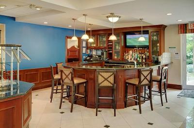 هیلتون گاردن این ترنتو/بورلینگتون