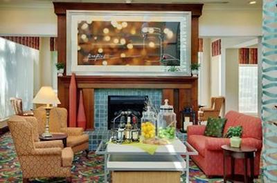 هیلتون گاردن این ترنتو/بورلینگتون