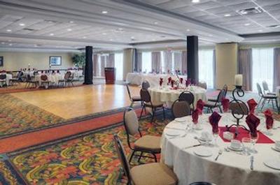 هیلتون گاردن این ترنتو/بورلینگتون