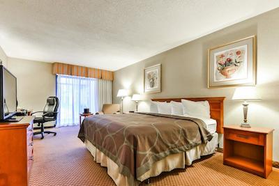 دورهام هتل اند کنفرنس سنتر اُشاوا