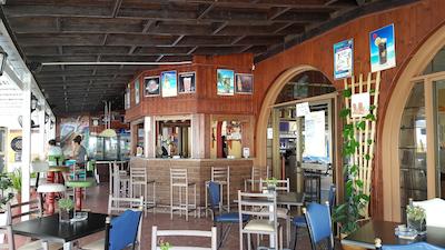 کسملنیا هتل اند اپارتمنتز