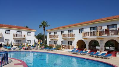 کسملنیا هتل اند اپارتمنتز