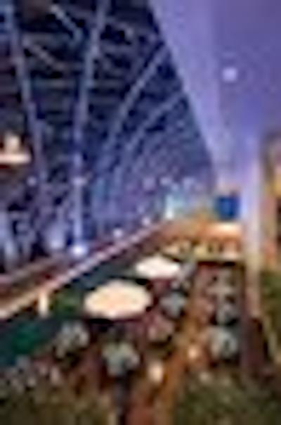 دلفینز هتل اند کاسینو