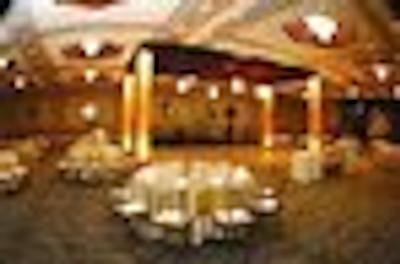 دلفینز هتل اند کاسینو