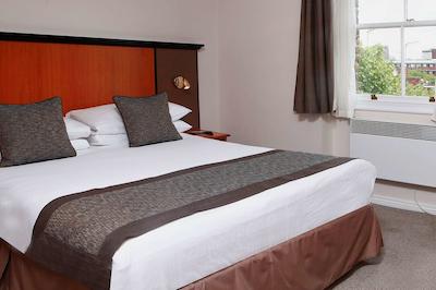 بست وسترن کرنا