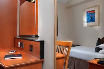 بست وسترن کرنا