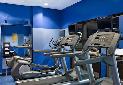 فور پوینتز بای شراتون وینیپگ اسود