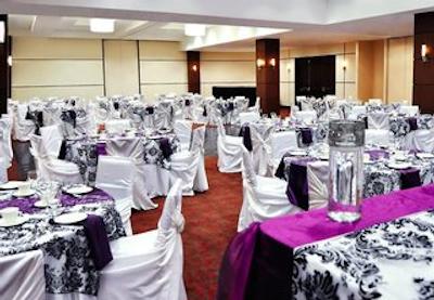 فور پوینتز بای شراتون وینیپگ اسود