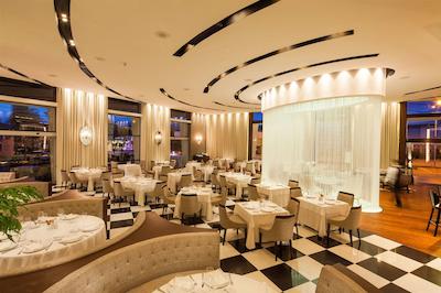 لز تاجیبز هتل اند کنونشن سنتر