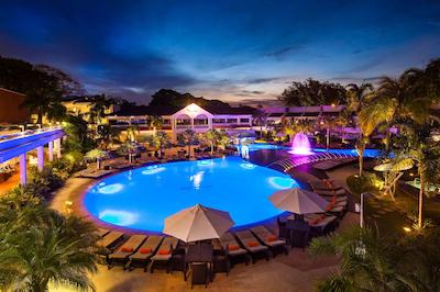 لز تاجیبز هتل اند کنونشن سنتر