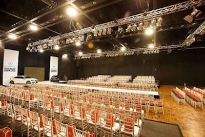 لز تاجیبز هتل اند کنونشن سنتر