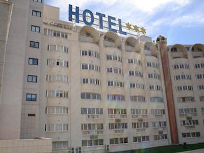 مارینا در 3* هتل