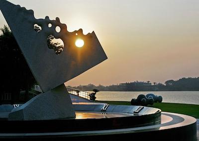 د یولوکس ششان شانگهای ای تریبوت پرتفلیو هتل