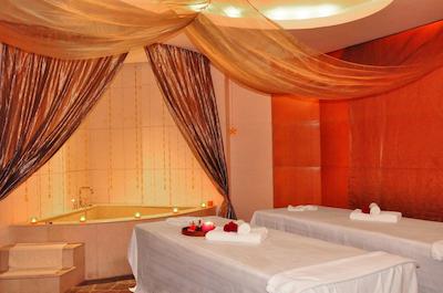 د یولوکس ششان شانگهای ای تریبوت پرتفلیو هتل