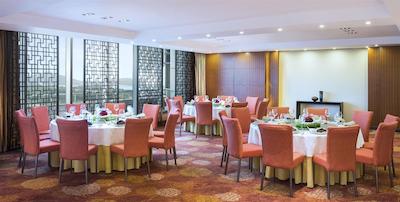 د یولوکس ششان شانگهای ای تریبوت پرتفلیو هتل