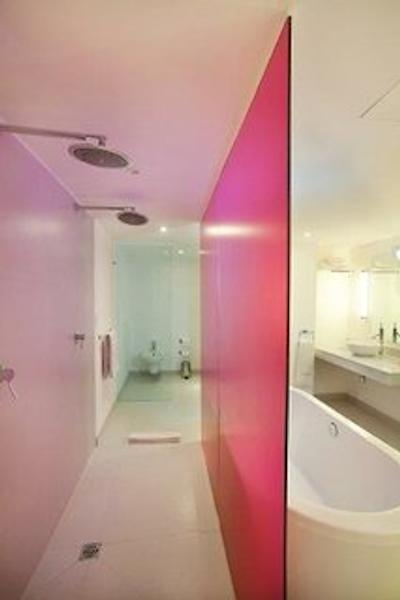 روم مات والنتینا