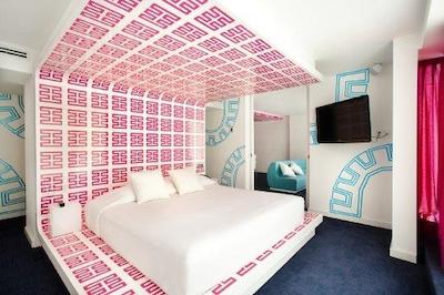 روم مات والنتینا