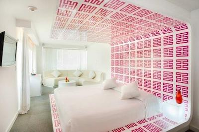 روم مات والنتینا