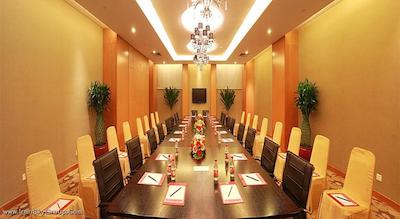 رامادا پارک ساید