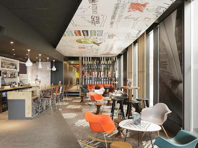 ایبیز لندن اکسسل دکلاندز هتل