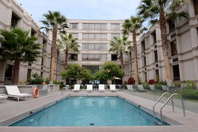 هلید این اکسپرز ایکویک