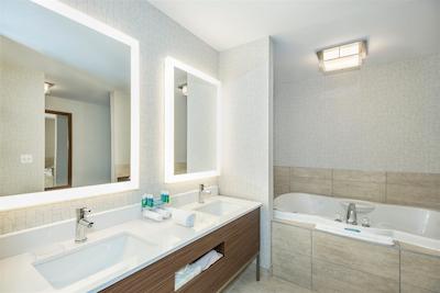 هلید این اکسپرز اند سویتز مدیسین هات ترانسانادا هایو 1