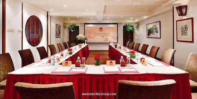 رد وال گاردن