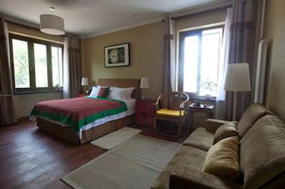 رد وال گاردن