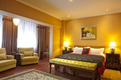 رد وال گاردن