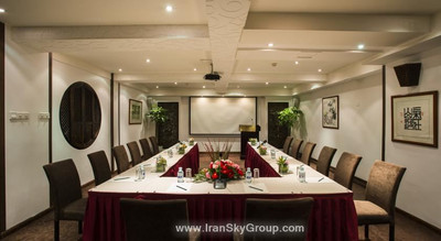 رد وال گاردن