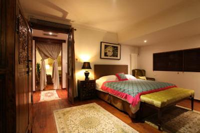 رد وال گاردن