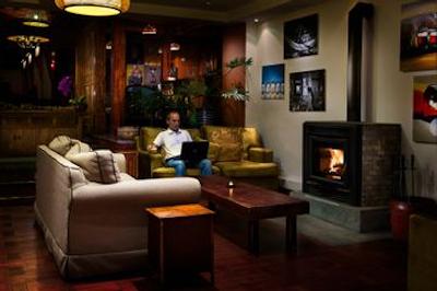 رد وال گاردن