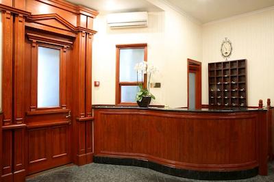 نومبر 21 بای دبی