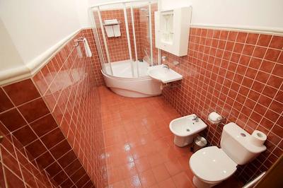 نومبر 21 بای دبی