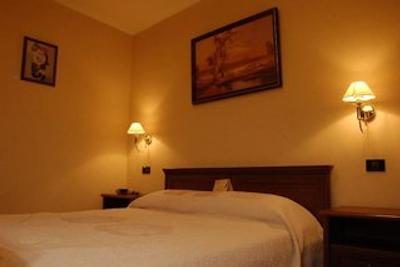 نومبر 21 بای دبی