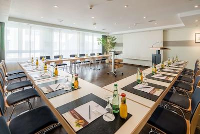 بست وسترن هتل ام استراسبرجر تر