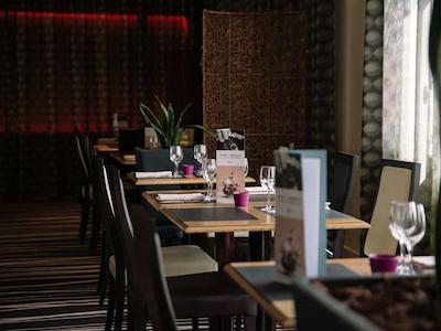 هتل مرکور انجرز لاک د مین