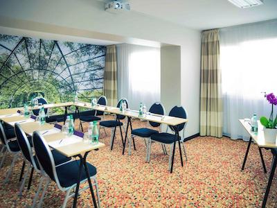 هتل مرکور انجرز لاک د مین