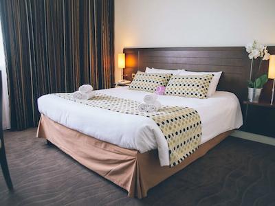 هتل مرکور انجرز لاک د مین